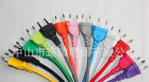  厂家供应优质PVC彩色电源线插头/环保