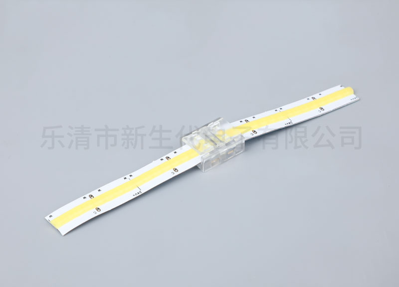 RB2P-10  COB灯带连接器