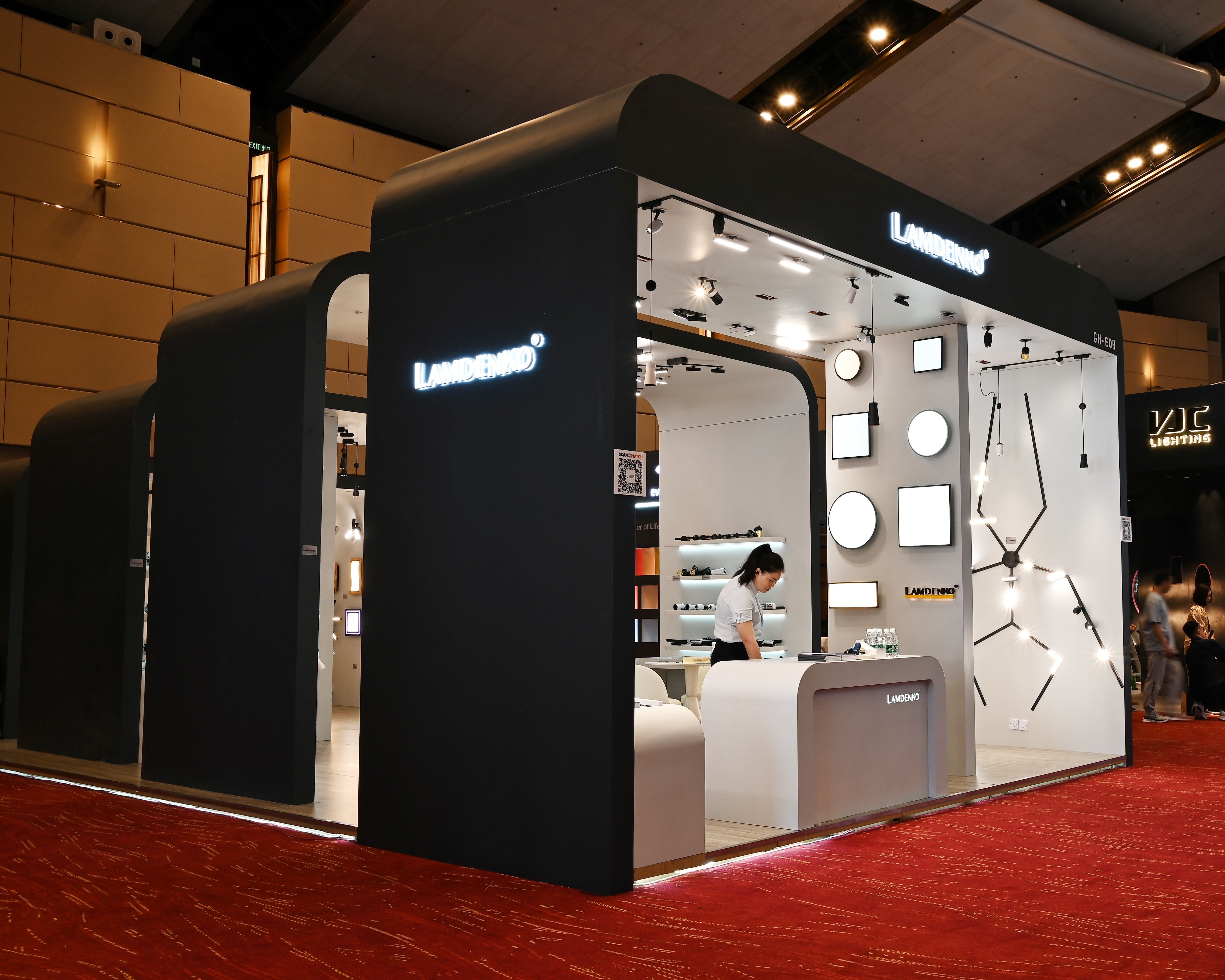 文件上传成功! 文件上传成功!