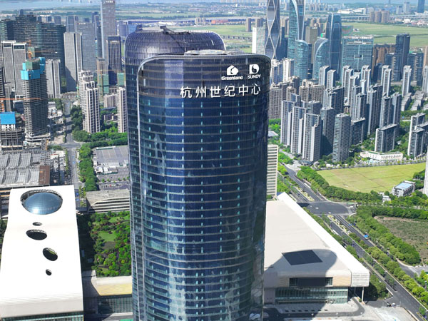 杭州第一高楼杭州世纪中心310米幕墙发光字