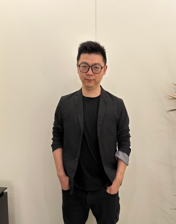 李勇毅