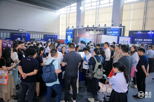 文件上传成功！