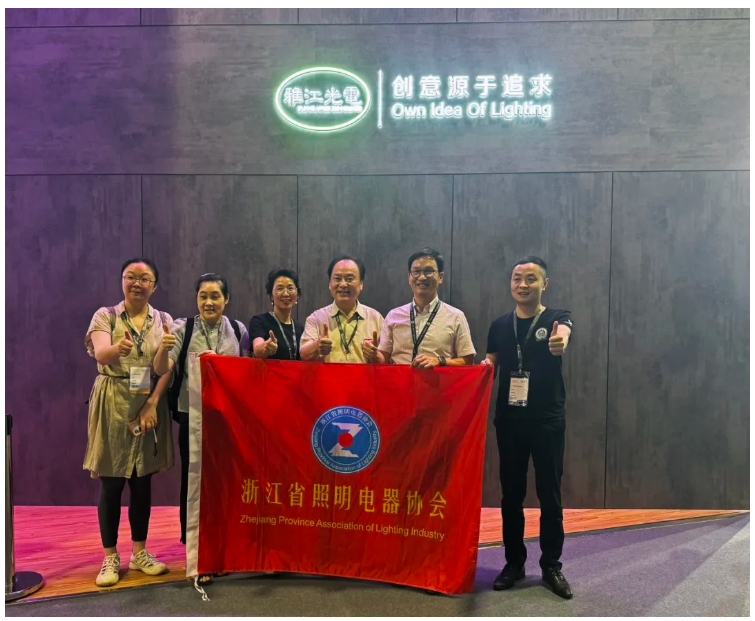 文件上传成功! 文件上传成功!