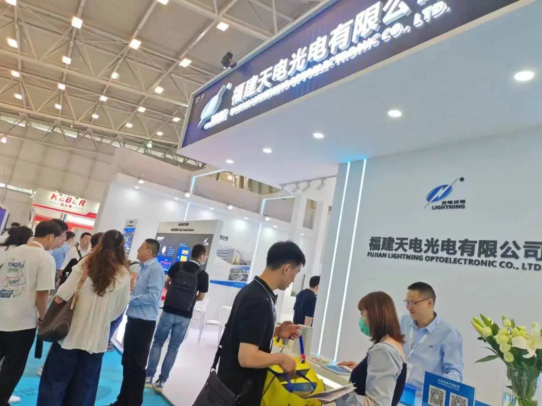 文件上传成功! 文件上传成功!