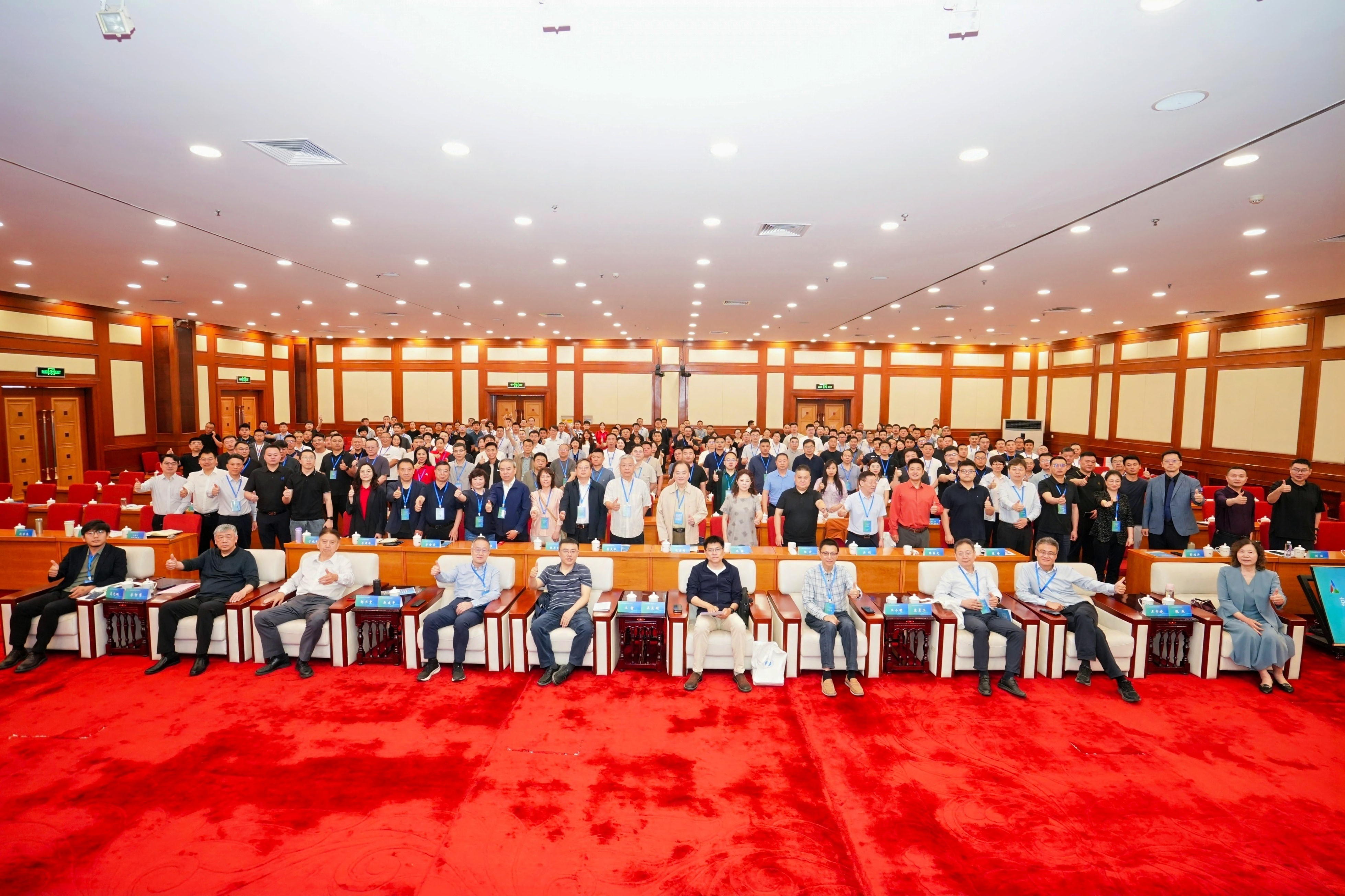 文件上传成功! 文件上传成功!